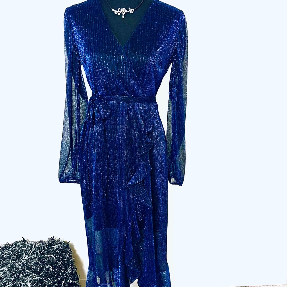 Adrienne Vittadini Shimmering Navy Long Sleeve Dress